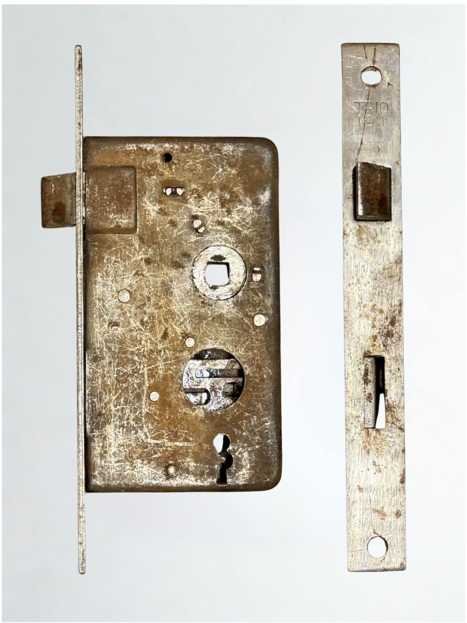 Låskasse #35